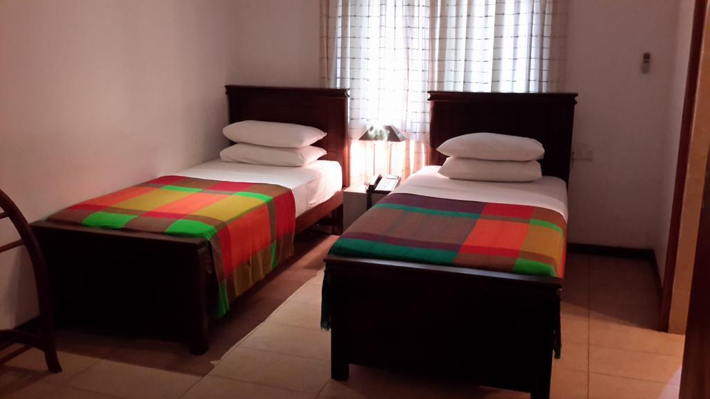 Lodge 19 Negombo Eksteriør bilde