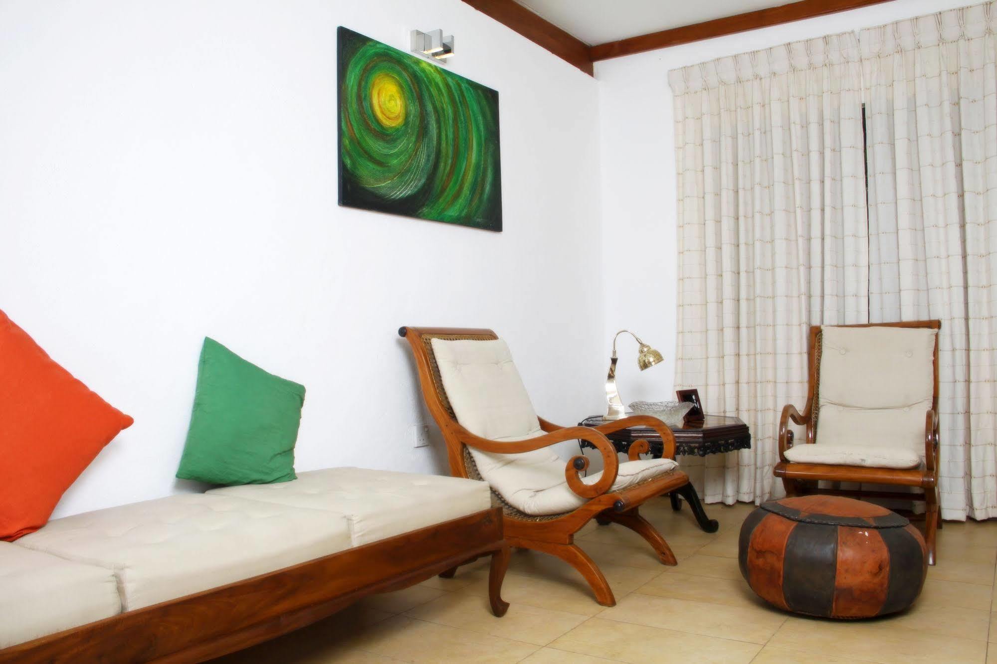 Lodge 19 Negombo Eksteriør bilde